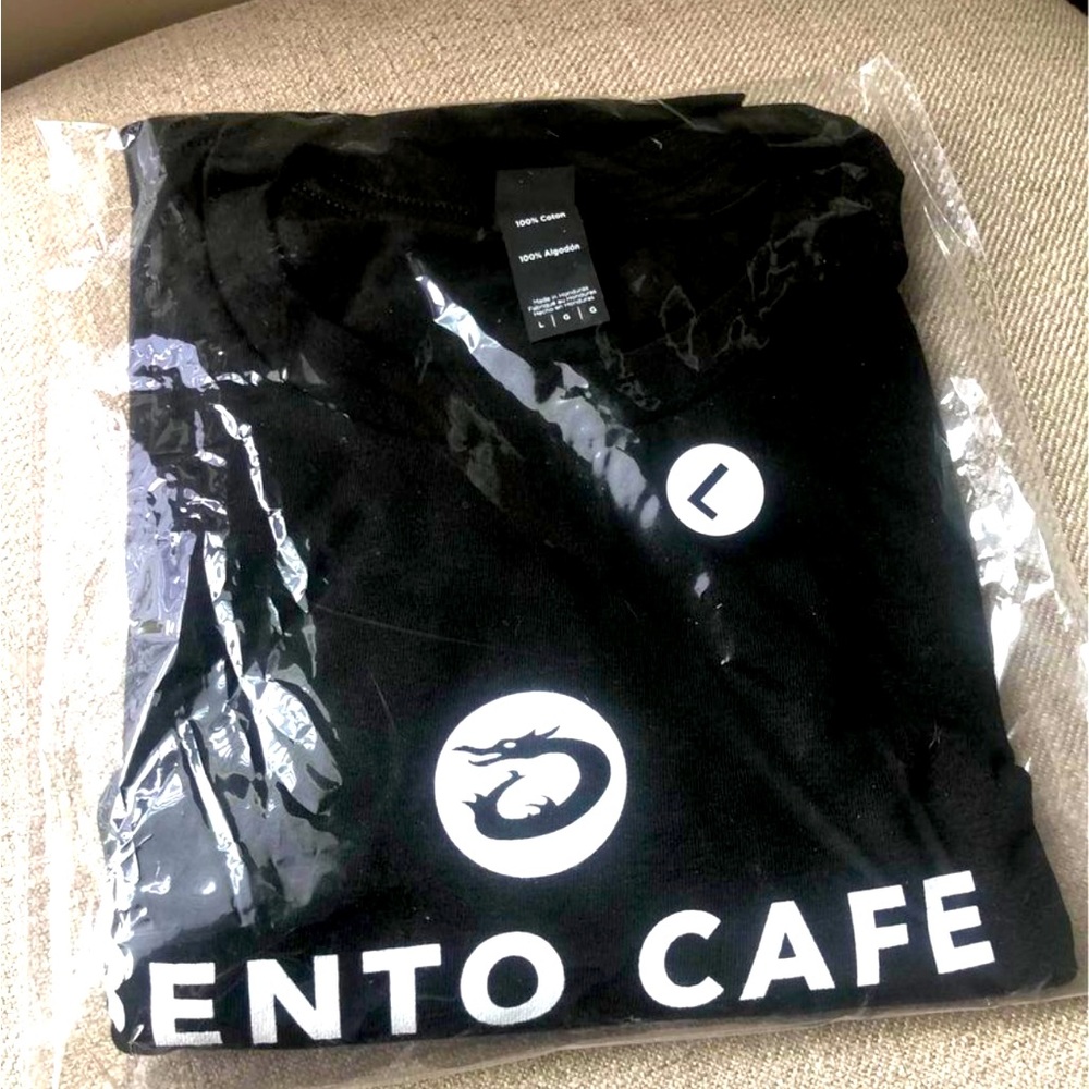 NWT Men’s Bento Cafe black Large size dragon shirt